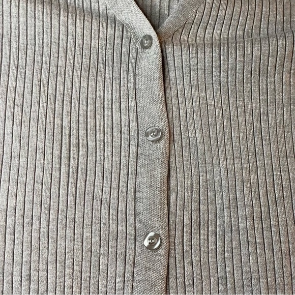 ✅2X Host Pick✅ Love Tree Button Cardigan, Medium - Picture 8 of 9